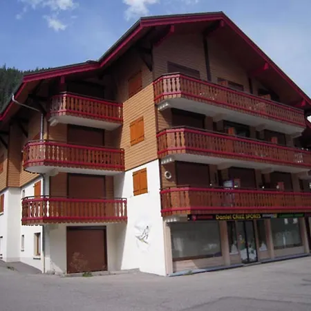 6 Personnes Avec Balcon Sud Et Parking A - Fr-1-198-189
